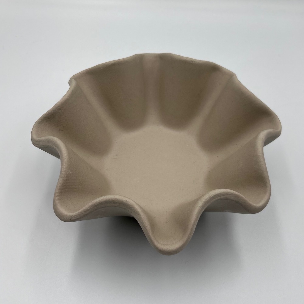 Pampered Chef 2183 Fluted Tortilla Shell Stoneware Baker 8x3in Made in USA Tan